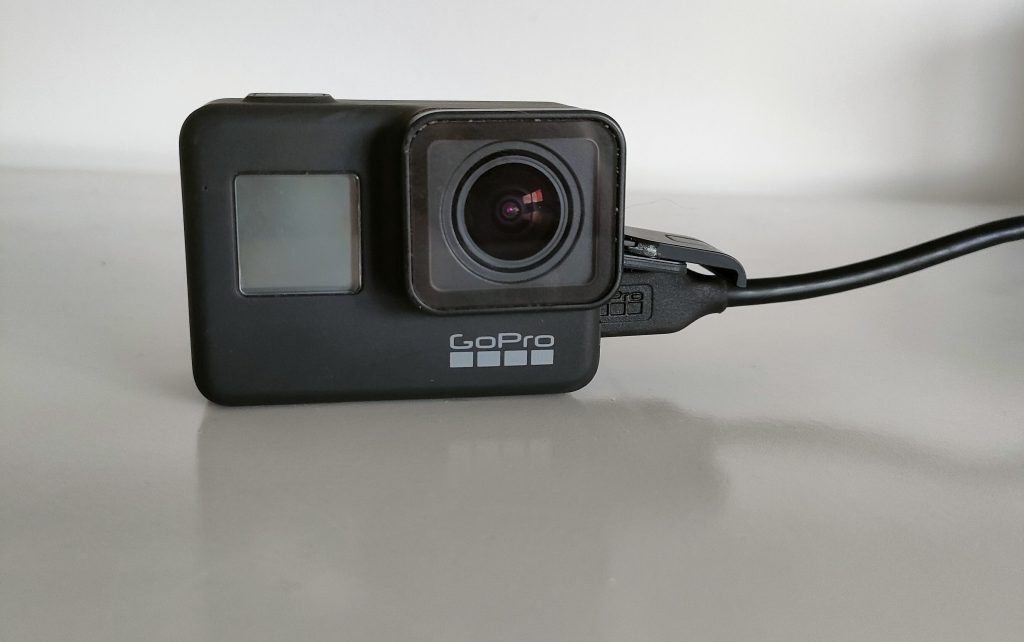 Comment charger une GoPro ?